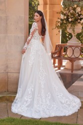 44335_FB_Sincerity-Bridal-800x1200
